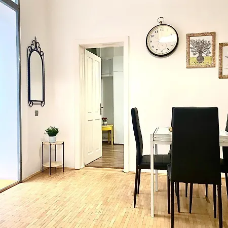 Republique Family Apartment Braşov Exterior photo