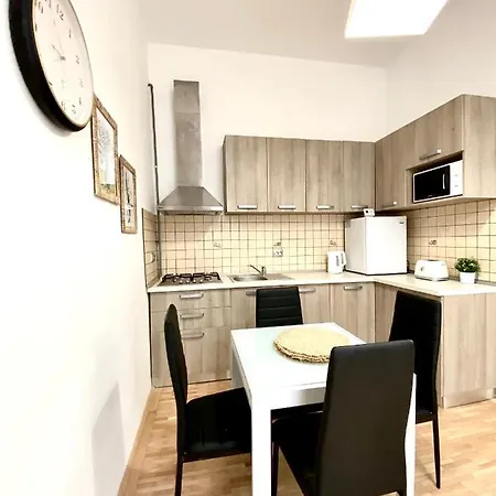 Republique Family Apartment Braşov Exterior photo