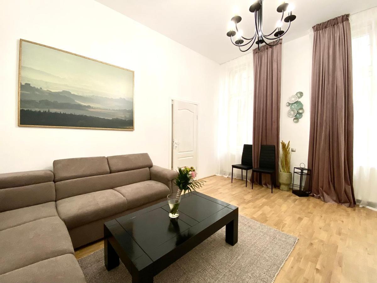 Apartament Republique Family